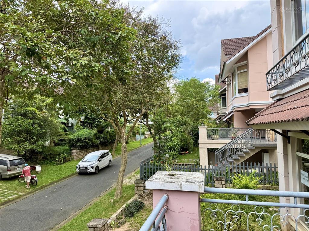 Bán biệt thự compound thảo nguyên sài gòn, q9, dt 384m2, giá 10 tỷ