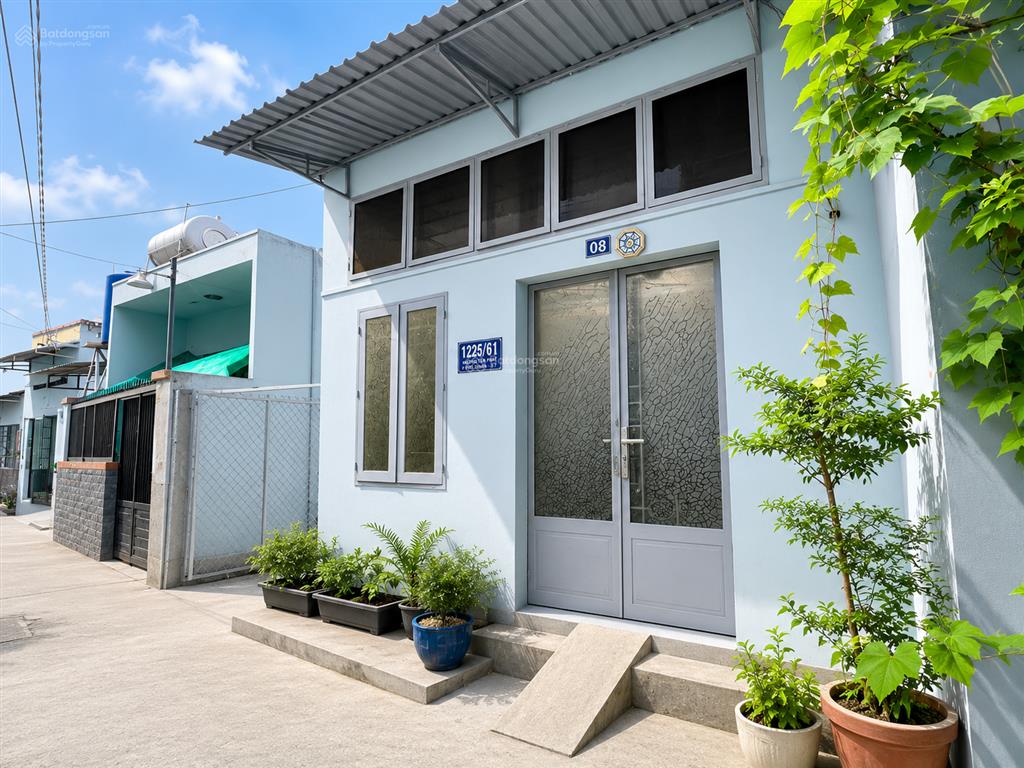 Chính chủ bán gấp nhà hẻm 1225 huỳnh tấn phát, q7  giá 5,4 tỷ. sẵn dòng tiền 9 triệu/tháng.