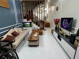 Chính chủ cho thuê nhà lk dương nội gần aeon mall nhà hoàn thiện đẹp fun đồ giá 16tr 0984 920 ***