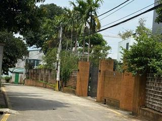 Cần bán 315m2 khu biệt thự khoang mái  cách đại lộ thăng long 400m