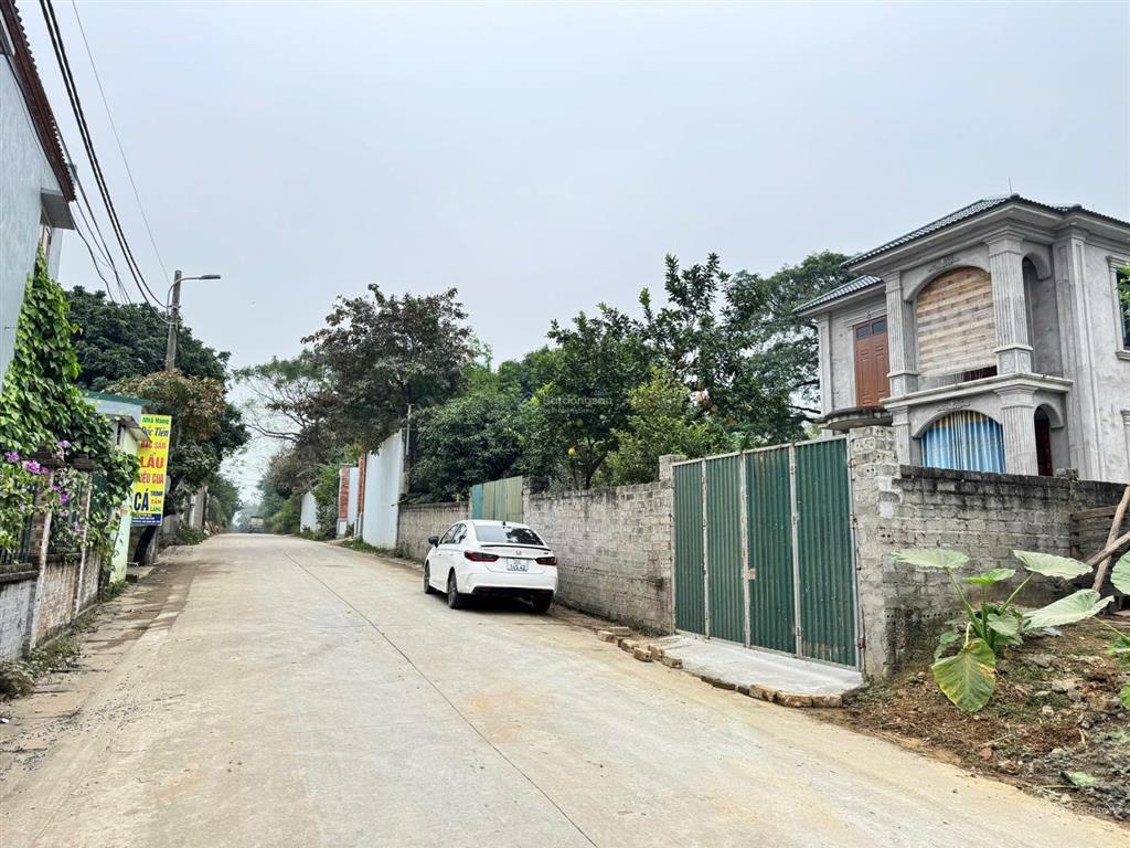 Cần bán 106m2 full thổ cư  thôn khoang mái
