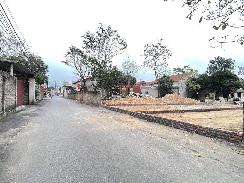 Chuyển nhượng 110m ngay cạnh hồ đại lải