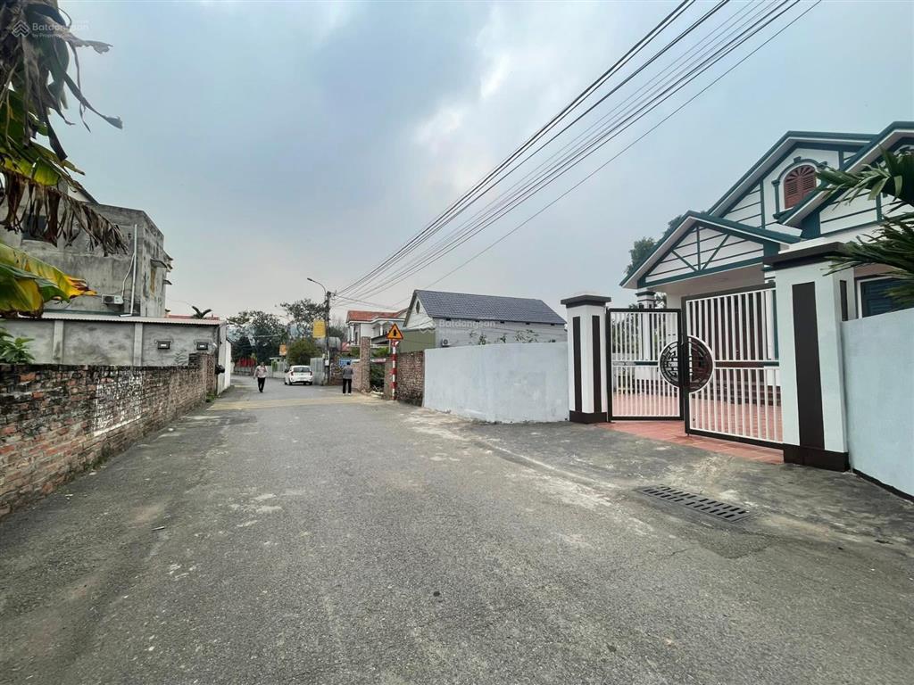 Chuyển nhượng 110m ngay cạnh hồ đại lải
