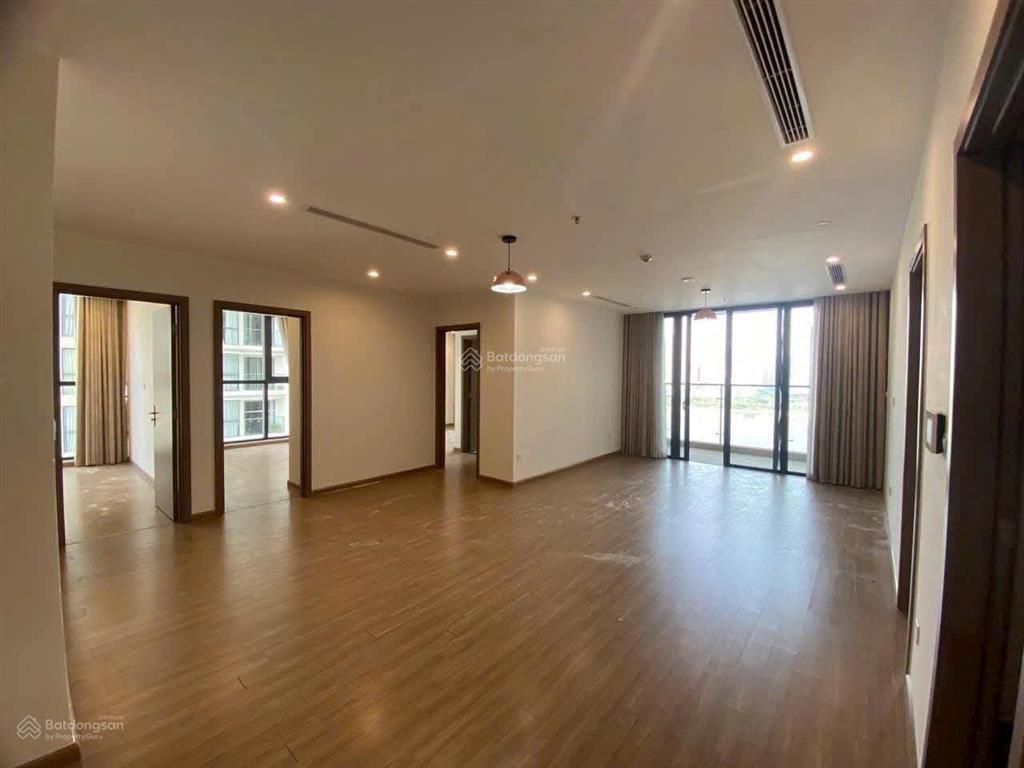 Bán cc 4pn, 3wc tại vinhomes skylake, 18,6 tỷ, 145m2, giá siêu hời, chính chủ