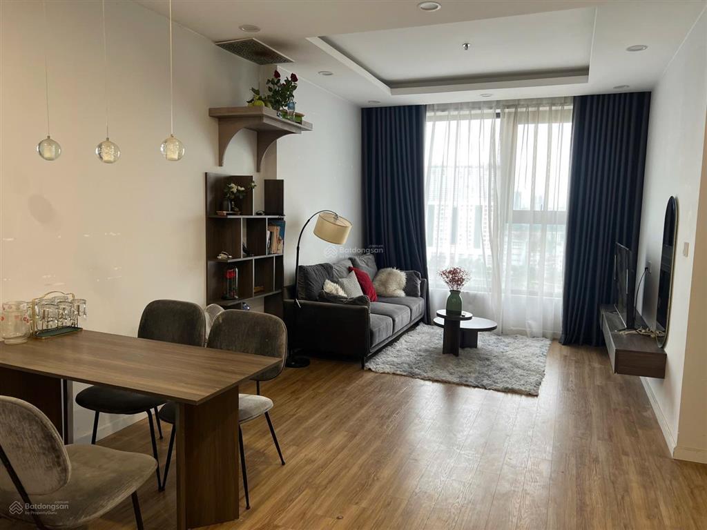 Bán gấp căn hộ 2pn trinity tower, 6,5 tỷ, 70m2, đầy đủ nội thất, chính chủ