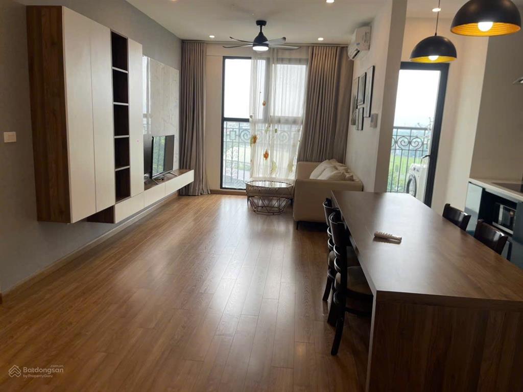 Căn hộ chung cư the emerald, ct8 chỉ 6,1 tỷ vnd, 82m2, hàng hiếm tại view pháo hoa, có slot ô tô