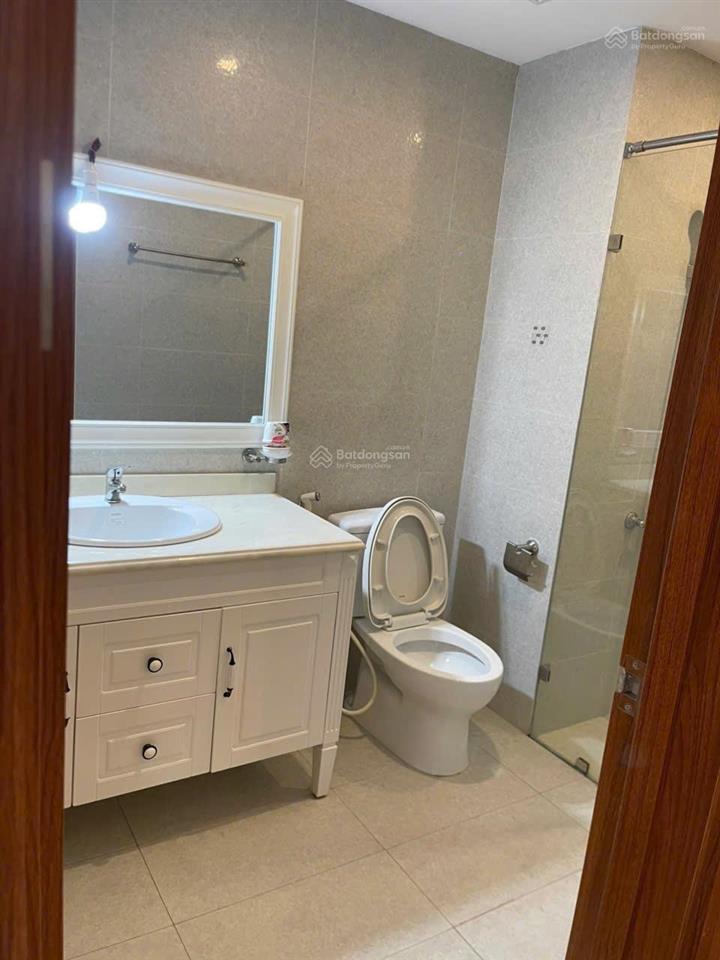 Căn hộ chung cư the emerald, ct8 chỉ 6,1 tỷ vnd, 82m2, hàng hiếm tại view pháo hoa, có slot ô tô