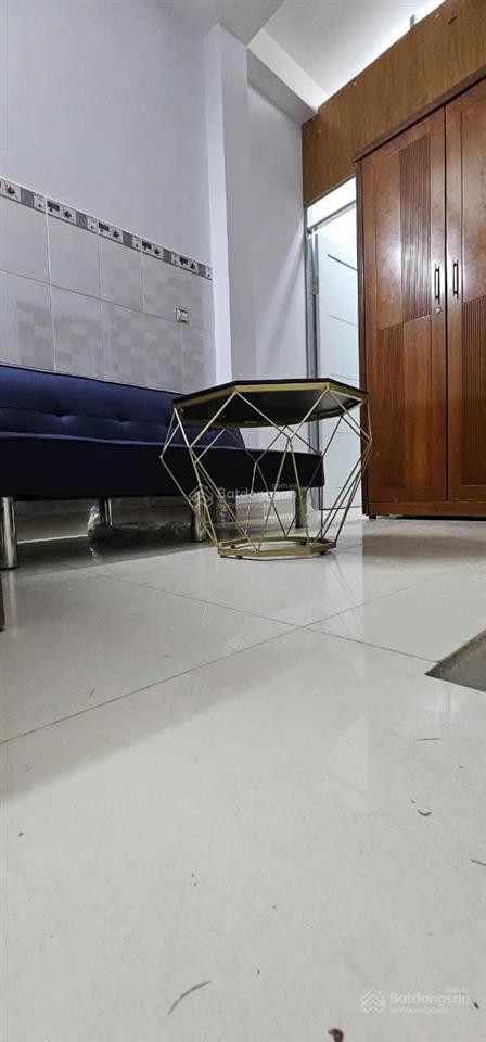 Phòng tầng trệt (50m2) nhà mặt tiền đường số 275, lê văn việt, ngay chợ hiệp phú, gần ngã tư tđ