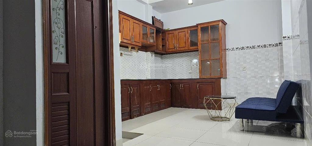 Phòng tầng trệt (50m2) nhà mặt tiền đường số 275, lê văn việt, ngay chợ hiệp phú, gần ngã tư tđ