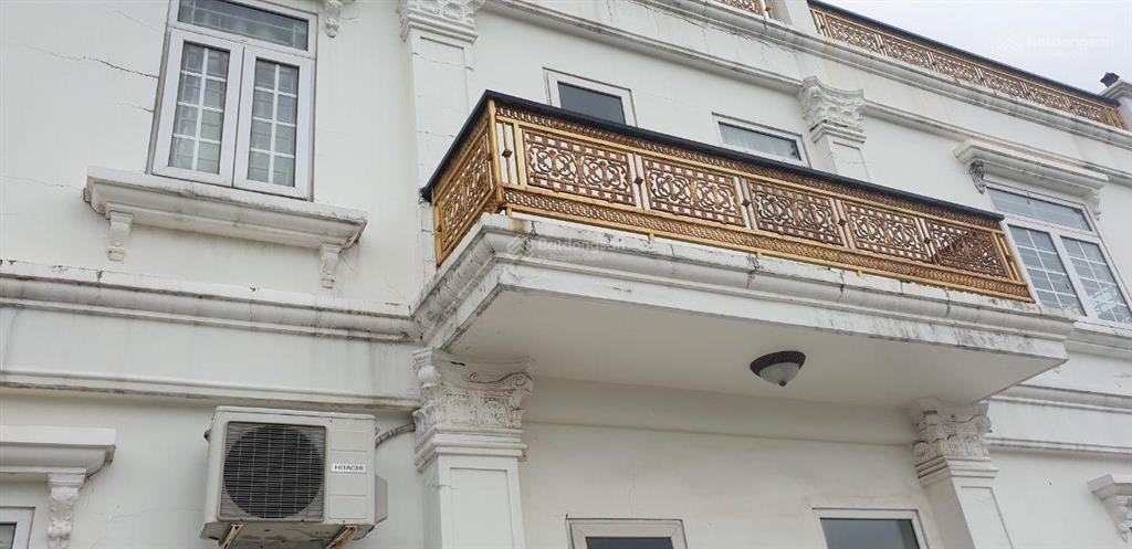 Cần bán biệt thự 05 tầng cực đẹp đường đông bắc, quận 12, 50x25m, diện tích sử dụng 1500m2