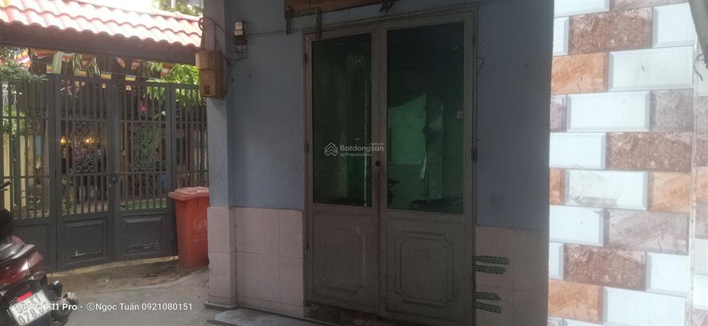 Chỉ 2.3 tỷ cơ hội mua dãy trọ 5 phòng, gần cvpm quang trung diện tích 106m2  shr  cnđ