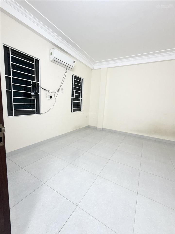 Lô góc tây mỗ hàng xóm vinhome 35m*5t, gần ô tô, tc 6 tỷ