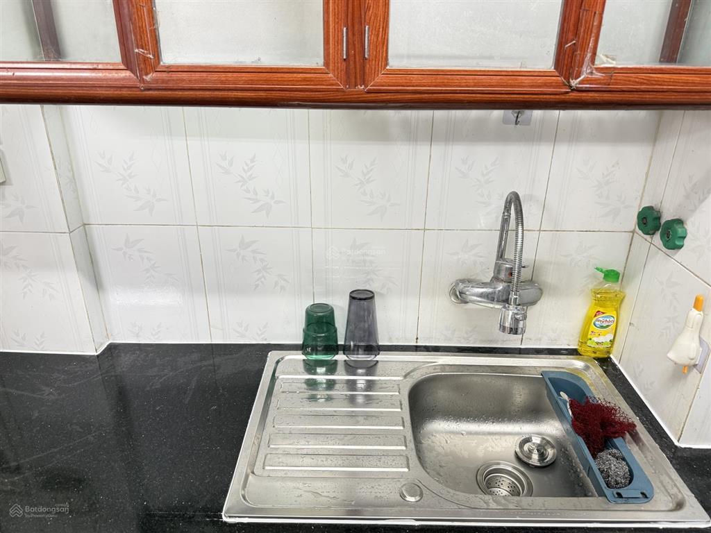 Chính chủ cho thuê 5 tầng, 10m ra đường văn cao, điều hòa nóng lạnh đầy đủ