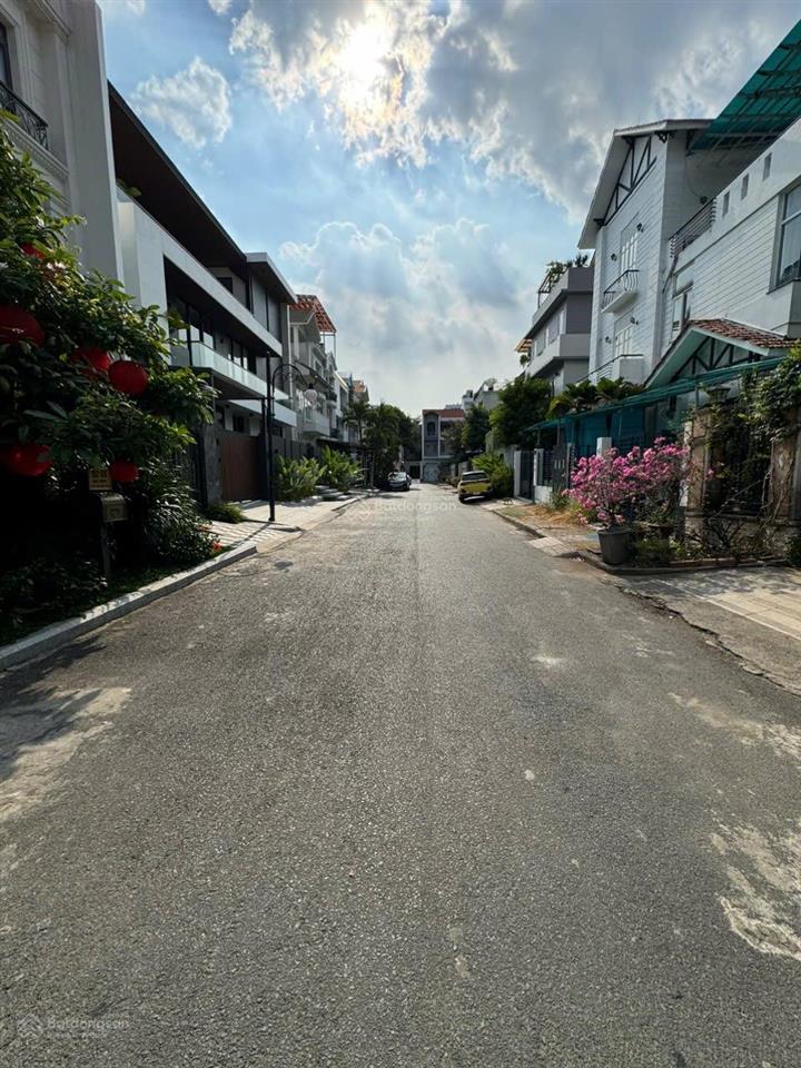 Hot hot nam thiên 1  pmh. giá tốt 49 tỷ, view công viên.  0906 499 *** (trọng)