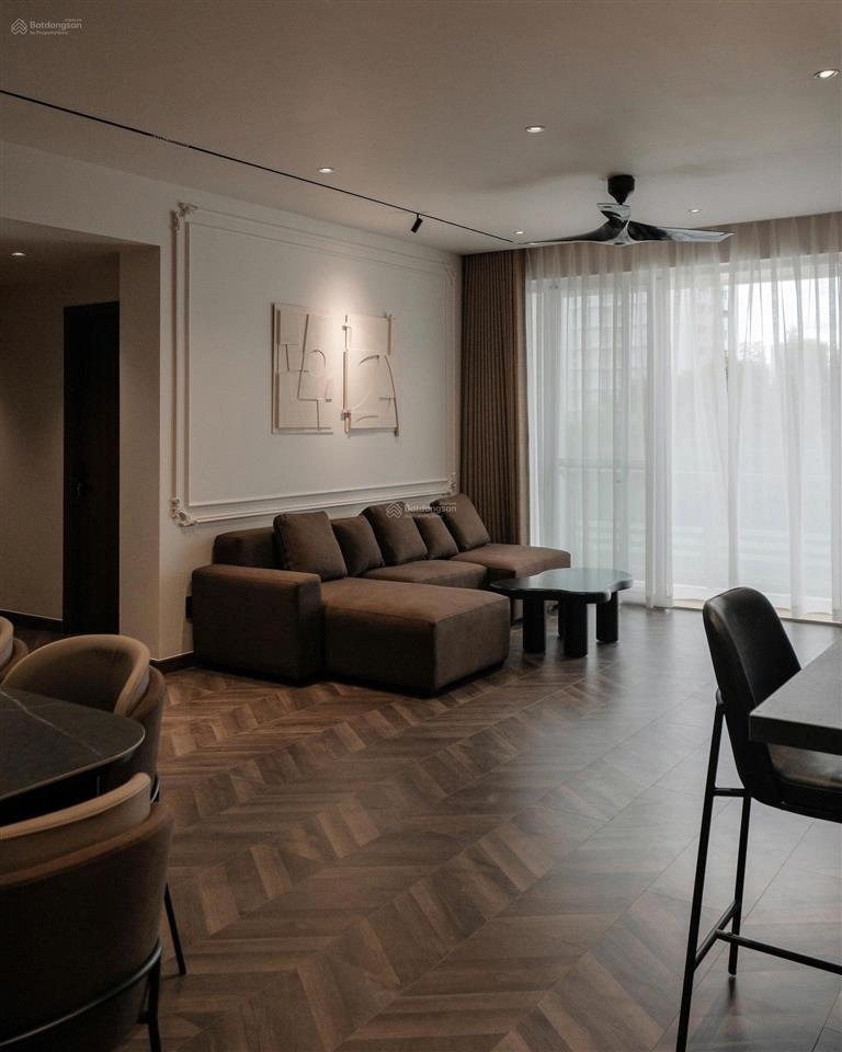 Riverpark residence pmh. nhà mới đẹp 100%, giá tốt trong khu vực.  0906 499 *** trọng.