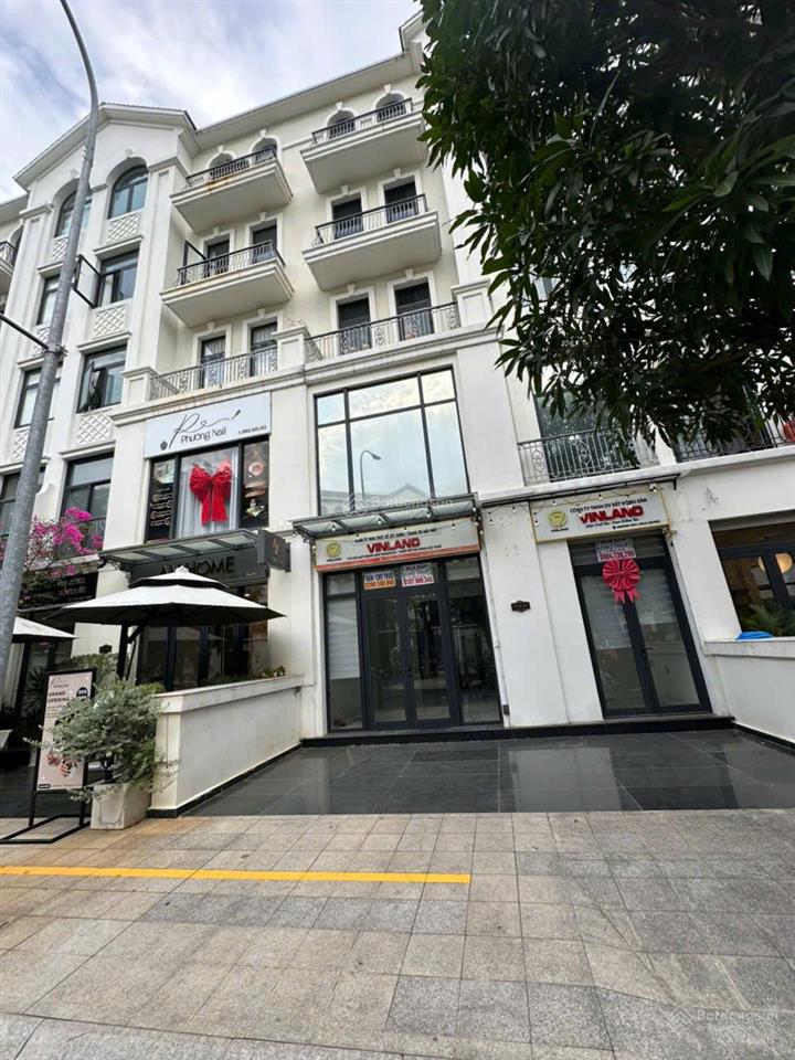 Bán nhanh nhà phố 84m2 xây 5 tầng dtxd 235m2 giá 16.68 tỷ rẻ nhất thị trường vinhome grand park