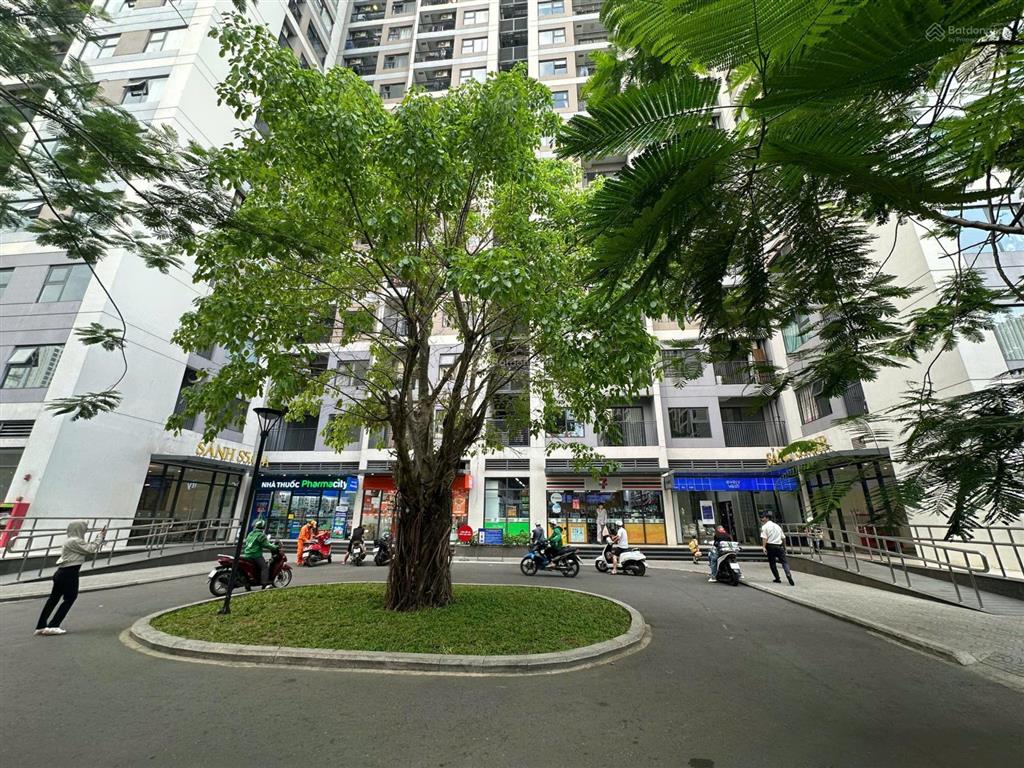 Sở hữu căn shop house vị trí mặt sảnh đang có hđt chỉ với 4ty350 tại vinhome grand park q9