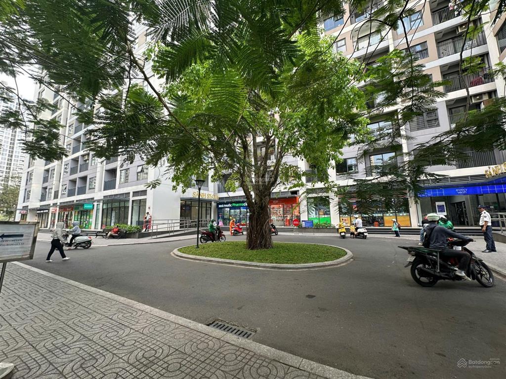 Sở hữu căn shop house vị trí mặt sảnh đang có hđt chỉ với 4ty350 tại vinhome grand park q9
