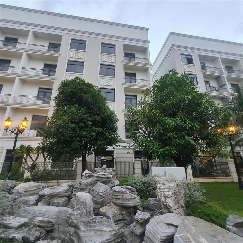 Đơn giá tốt nhất thị trường loại 162m2 trước mặt tiền sau công viên giá chỉ 26.5 tỷ btp tại vhgp q9