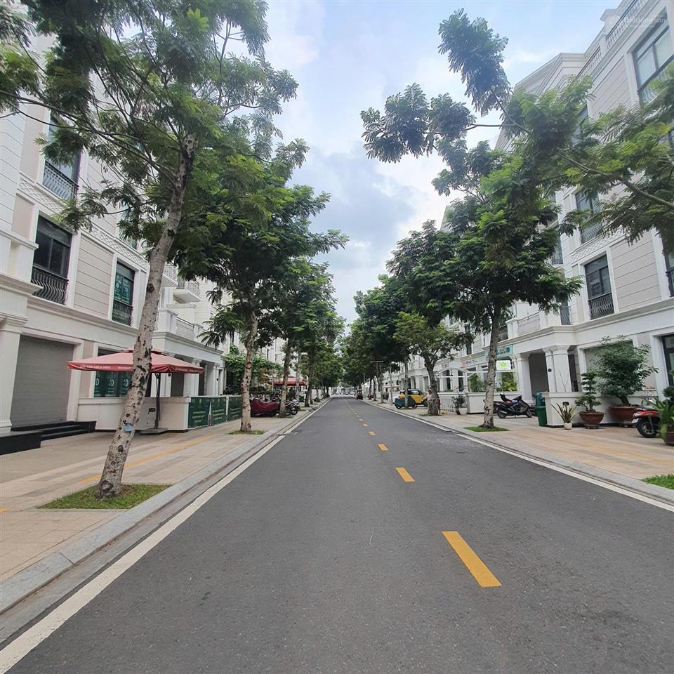 Đơn giá tốt nhất thị trường loại 162m2 trước mặt tiền sau công viên giá chỉ 26.5 tỷ btp tại vhgp q9