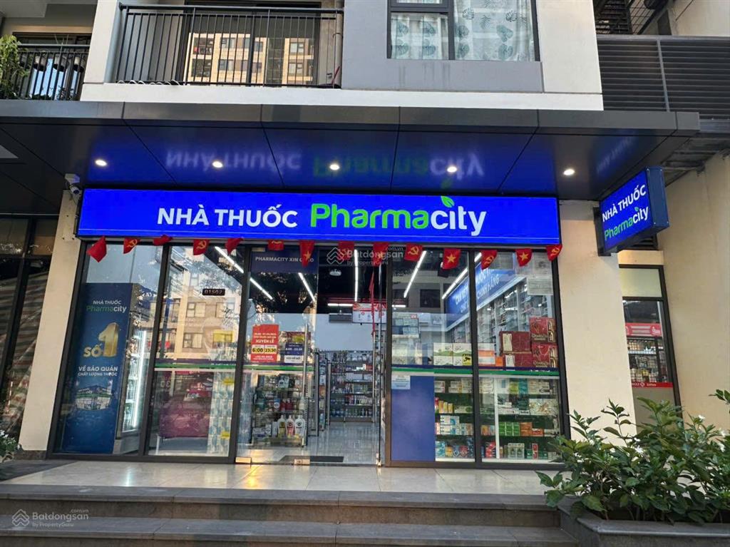 Bán nhanh cắt lỗ hơn 1 tỷ shop căn góc mặt sảnh hơn 70m2 giá 15.5 tỷ btp tại vinhome grand park q9