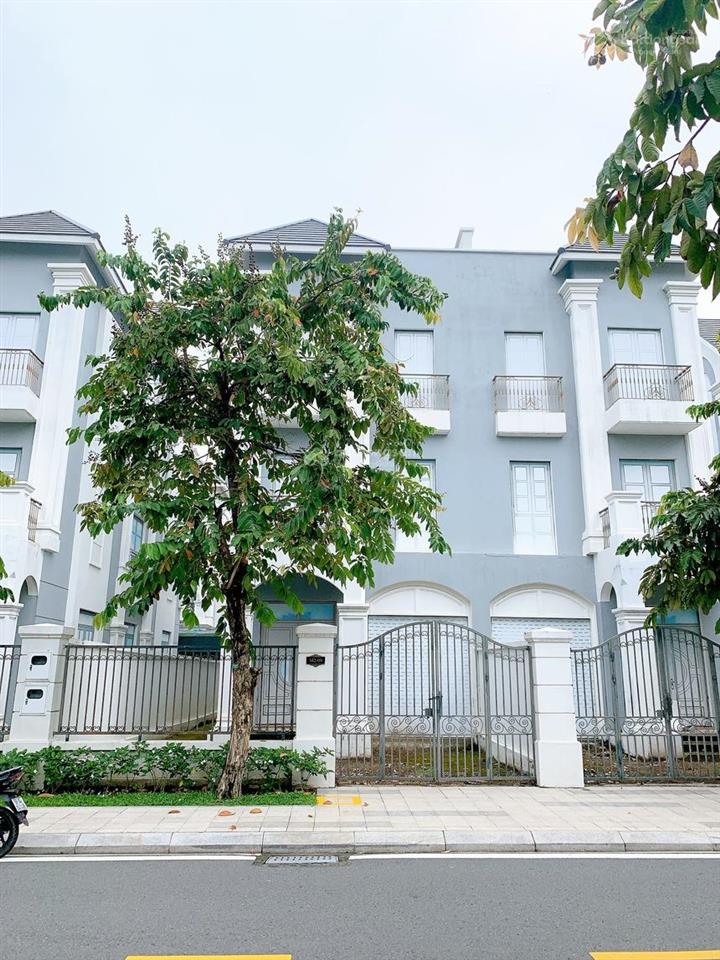 Giá tốt nhất biệt thự compound biệt thự 200m2 bán nhanh 26.5 tỷ total view trực diện công viên
