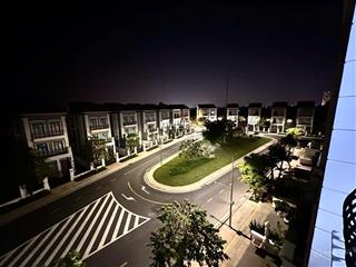 Bán nhanh căn nhà phố giá tốt đang có dòng tiền cho thuê cao nhất 126m2 giá bán 24 tỷ total