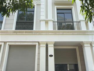 Top 1 thị trường vinhomes grand park nhà phố 84m2 14.5 tỷ total đường thông hướng mát