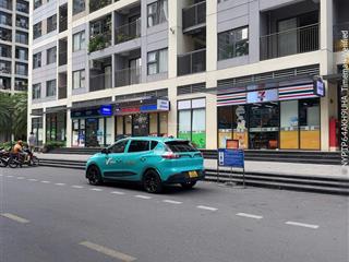 Bán cắt lỗ căn shophouse tại vhgp 140m2 mặt sảnh đường chính giá 17.5 tỷ sẵn hđt 65tr/tháng