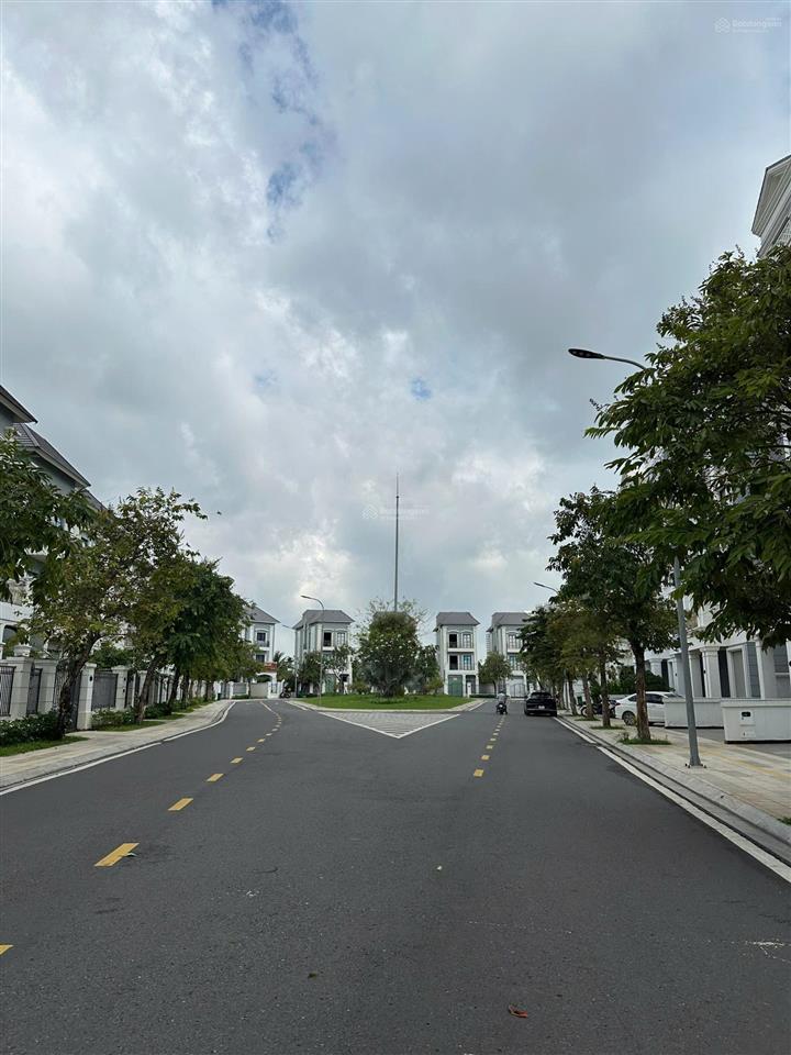 Biệt thự đơn lập 360m2 view sông công viên sau nhà giá 43 tỷ tốt nhất tại vinhome grand park quận 9