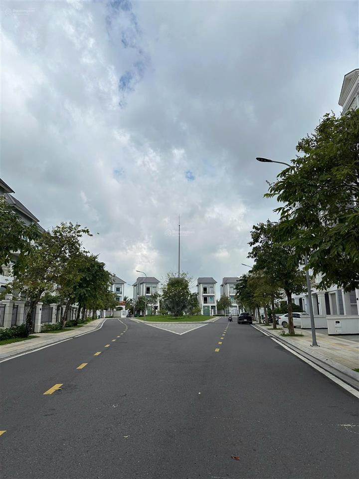 Biệt thự đơn lập 360m2 view sông công viên sau nhà giá 43 tỷ tốt nhất tại vinhome grand park quận 9