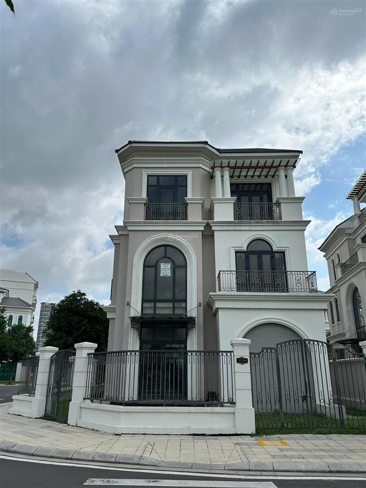 Biệt thự đơn lập 427m² vị trí đối diện vinmec gần vinschool giá 63.9 tỷ tại vinhomes grand park q9