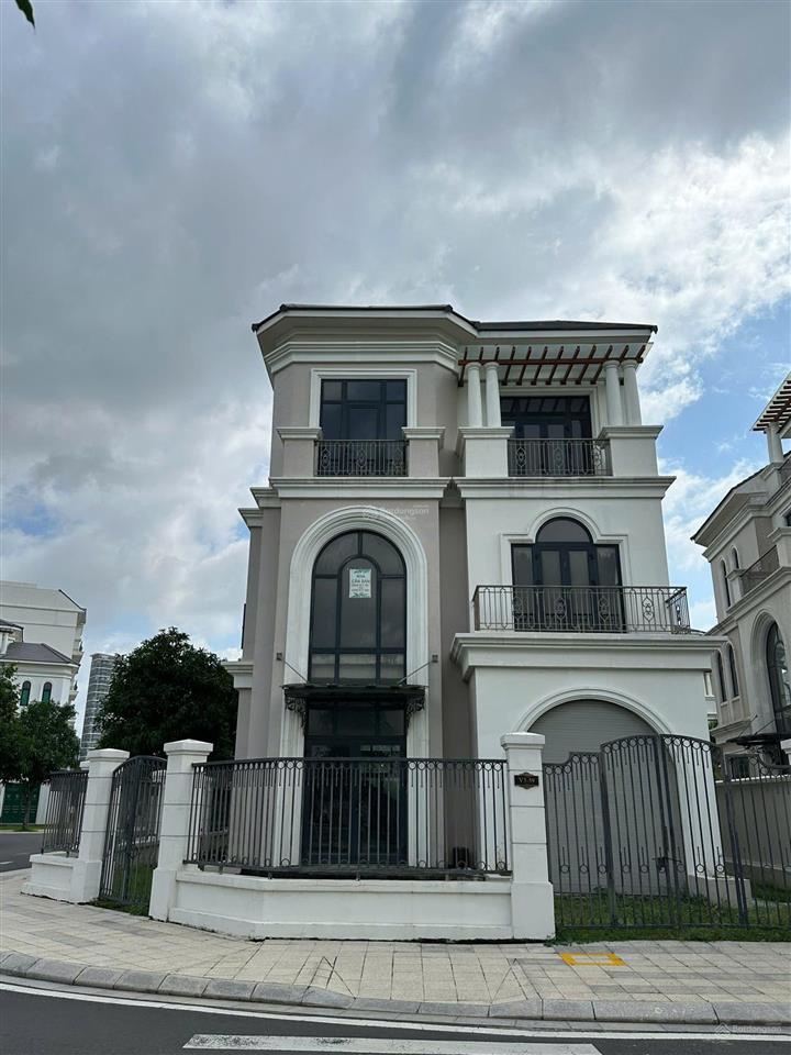 Biệt thự đơn lập 427m² vị trí đối diện vinmec gần vinschool giá 63.9 tỷ tại vinhomes grand park q9