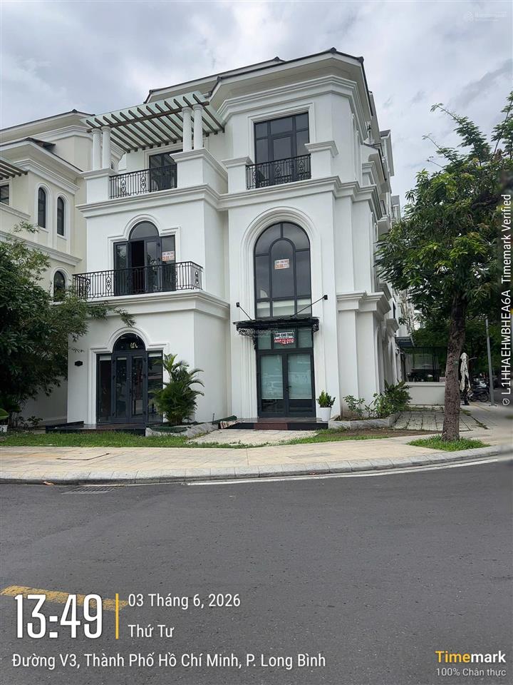 Chính chủ gửi bán căn villas đối diện vinschool 278m2 hoàn thiện sẵn sổ giá 62.6 tỷ total tại vhgp