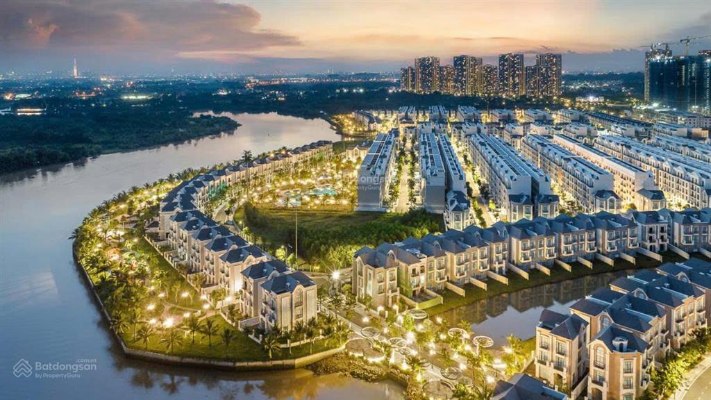 Bán nhanh nhà phố 96m² mặt tiền 8m đường thông sẵn sổ hồng giá 16 tỷ total tại vinhomes grand park