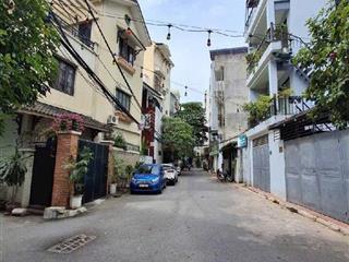 Chính chủ bán đất, bồ đề long biên  ô tô 5 chỗ đỗ cửa, 30m ra ôt tránh, dt 51m mt 4m giá  7,7tỷ