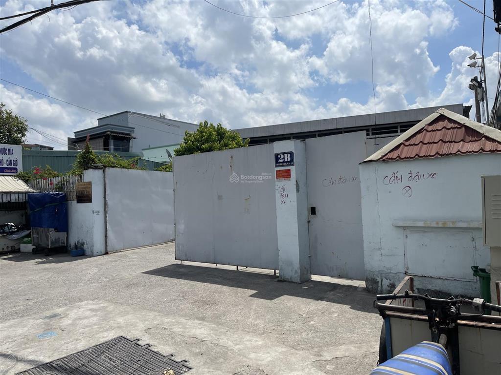 Diện tích kho 1200m2 đang cho thuê tháng 60tr