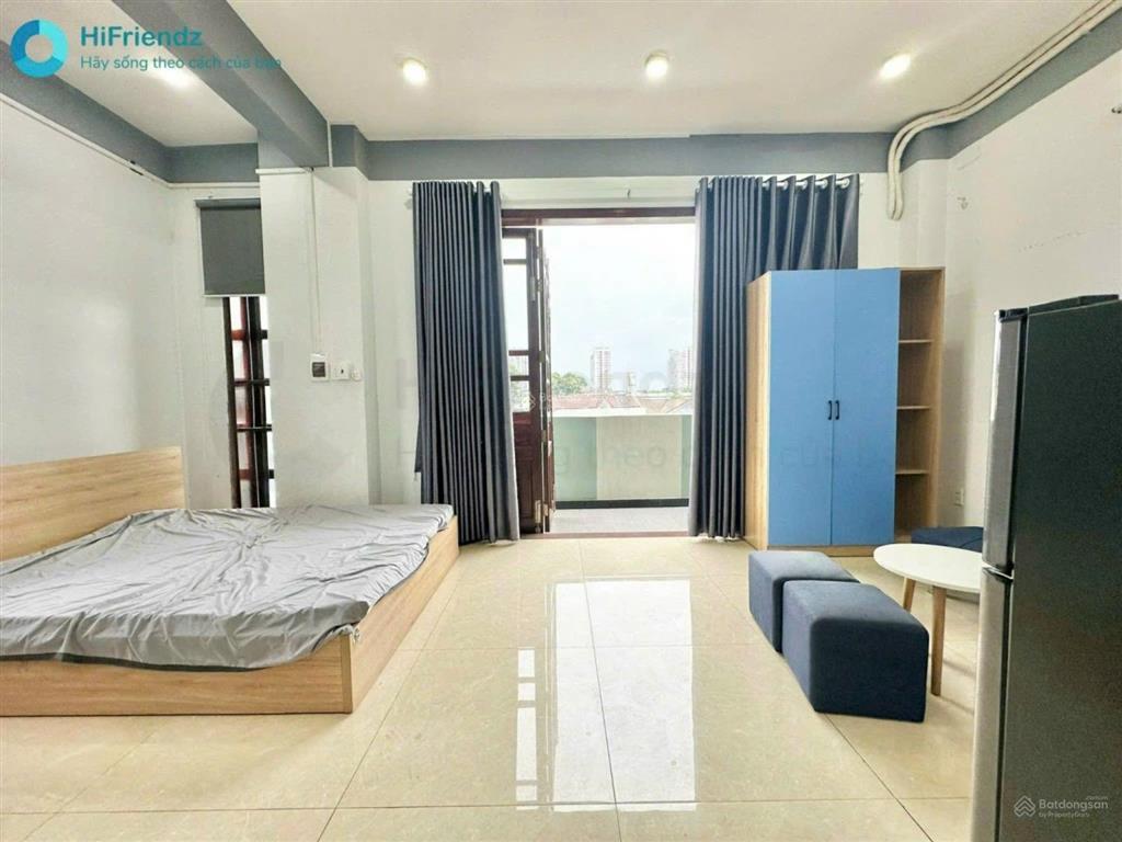 Căn hộ ban công full nội thất trên phạm văn đồng giờ giấc tự do, ra vào vân tay, không chung chủ