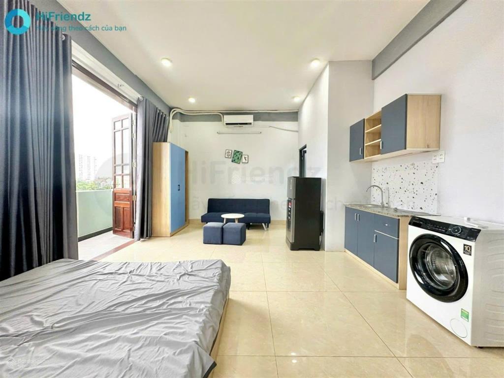 Căn hộ ban công full nội thất trên phạm văn đồng giờ giấc tự do, ra vào vân tay, không chung chủ
