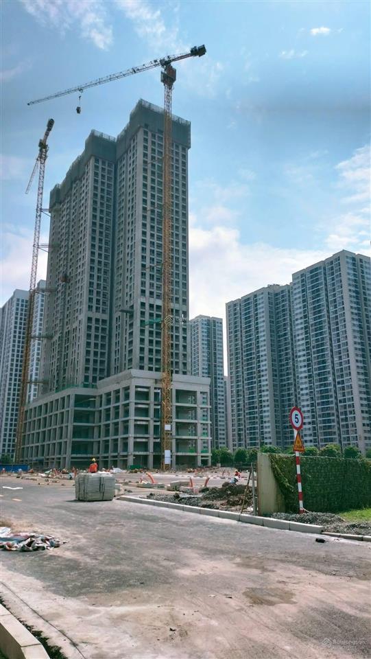 Bán nhanh cắt lỗ giá tốt căn 2n2vs  61.5m2 tầng đẹp tòa g2 sola park  vinhomes smart city