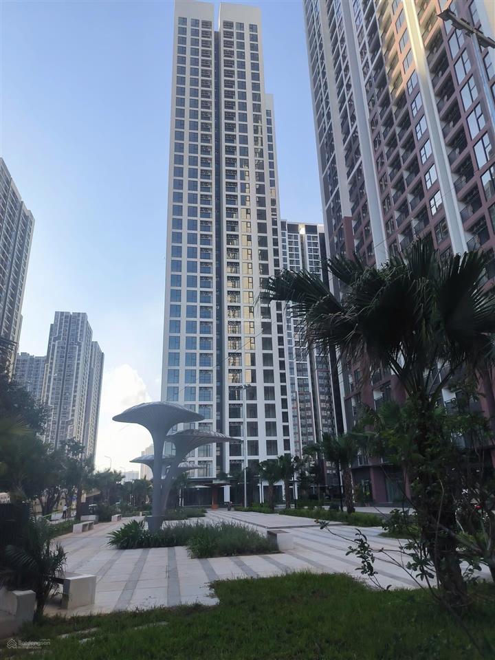 Bán nhanh cắt lỗ giá tốt căn 2n2vs  61.5m2 tầng đẹp tòa g2 sola park  vinhomes smart city