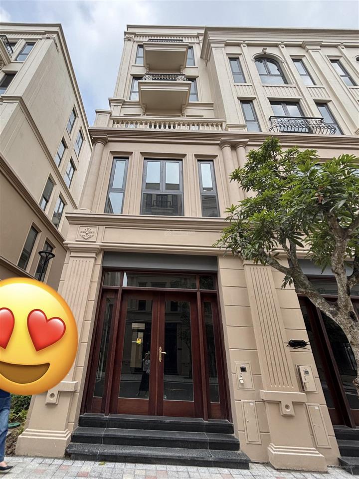 Chủ nhà gửi bán gấp thiên nga 75 m2 giá 25 tỷ, gần hồ 32 ha sở hữu lâu dài