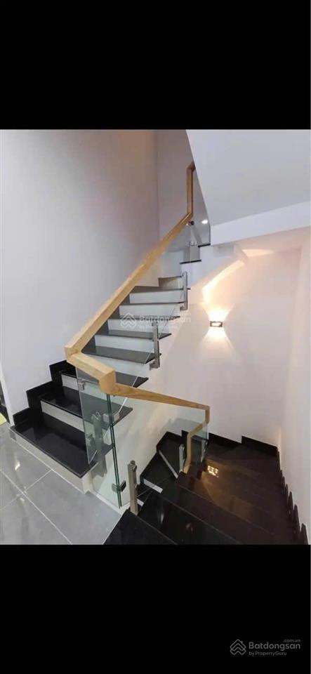 Lô góc 2 mặt tiền 4 tầng, 54m2 (4 x 13.5m), tô hiệu, p. phú thạnh, tân phú, hẻm xe tải, 8. x tỷ