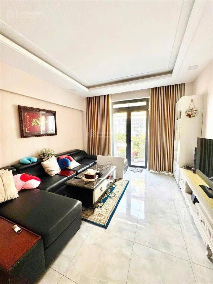 Nhà 4 tầng4 x 18mtô hiệup.phú thạnhtân phúđường xe tảinhỉnh 10 tỷ