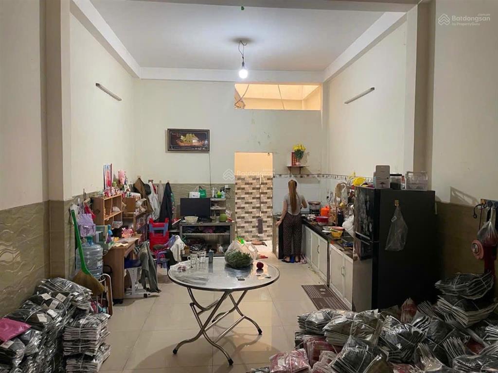 Diện tích đẹphẻm ô tô3 tầng4 x 21mthoại ngọc hầup.phú thạnhtân phúnhỉnh 8 tỷ