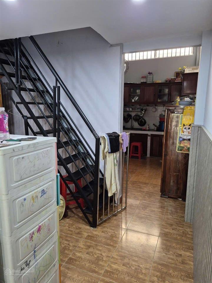 Bán nhà 4x17m gác lửng  phường tân sơn nhì