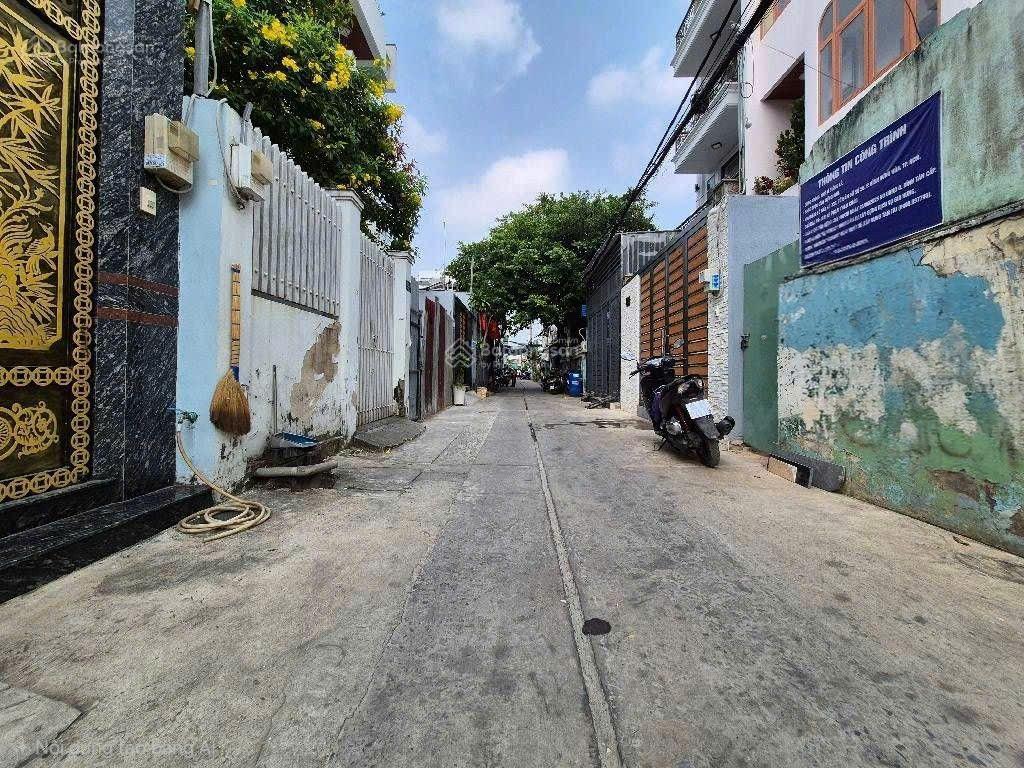 Bán lô đất 5x20m (100m2) hẻm oto đường lê trọng tấn