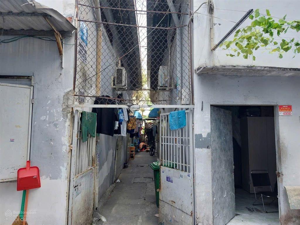 Bán cặp nhà trọ 128m² hẻm 6m gần trường đại học công thương.