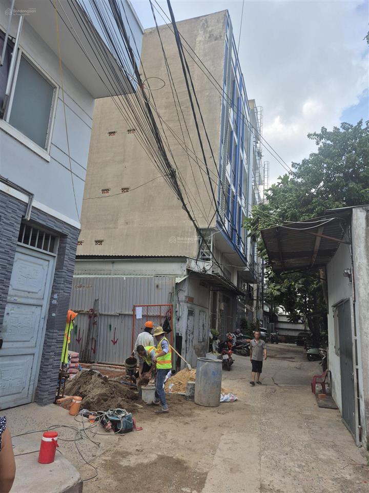 Bán đất 5x20m (100m2) 1/ đường lê trọng tấn, quận tân phú