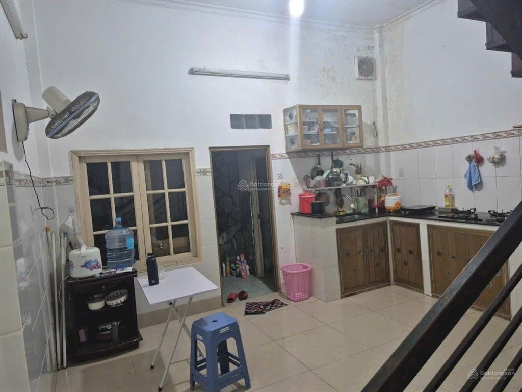 Bán nhà phường tân sơn nhì 46m2 1 lầu 2 phòng ngủ
